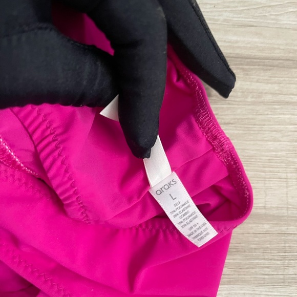 Araks Elmar One Piece Side Cut Out Swimsuit size Large - Picture 3 of 4